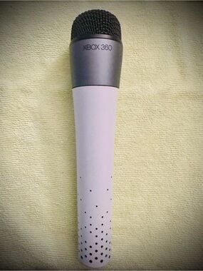 Microsoft White and Gray Wireless Karaoke Microphone